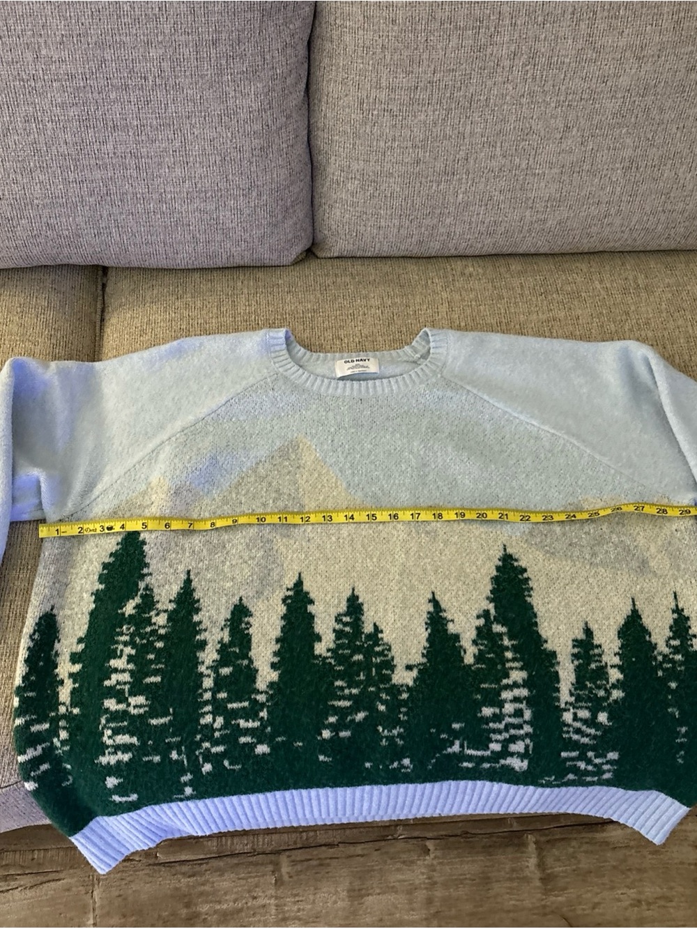Sz XXL Old Navy Light Blue Scenic Forest Christmas vibes Crewneck Sweater used - Picture 14 of 15